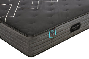 Matelas ferme à plateau régulier Cornerstone Suite de série Hotel de Beautyrest BlackMD pour grand lit