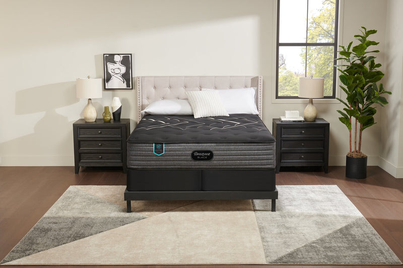 Ensemble sommier divisé à profil bas Hotel 2025 de Beautyrest BlackMD pour grand lit