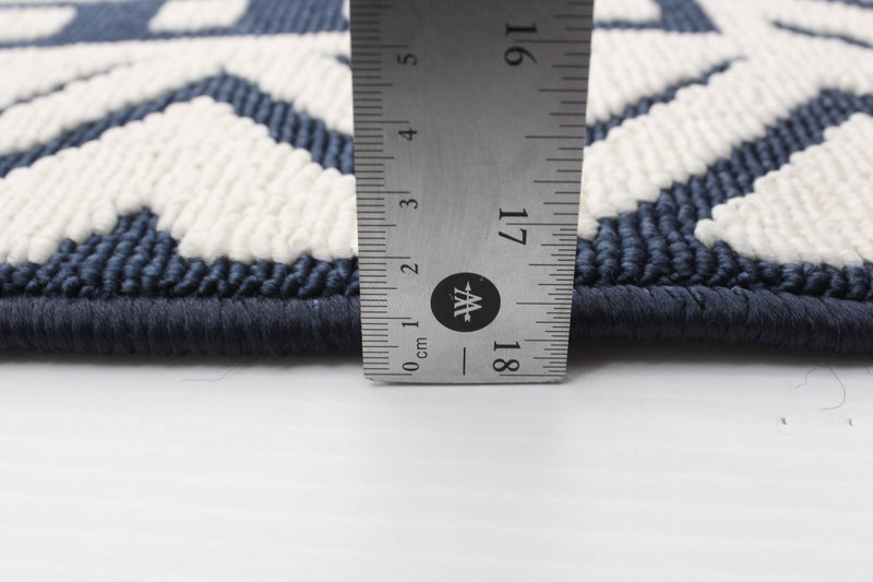 Carpette Gaia bleue 4 pi 7 po x 6 pi 7 po