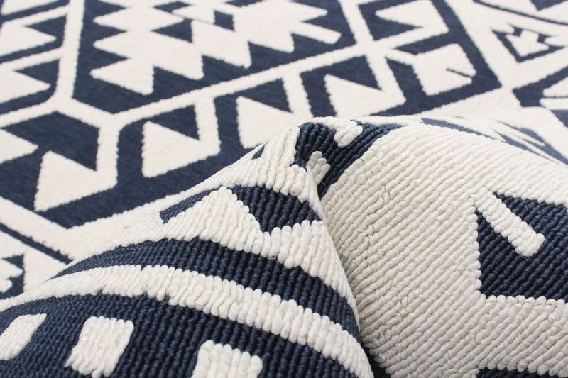 Carpette Gaia bleue 4 pi 7 po x 6 pi 7 po