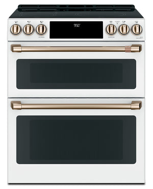 Cuisinière intelligente à induction Café de 7 pi³ avec convection européenne véritable et grilles autonettoyantes - blanc mat - CCHS950P4MW2