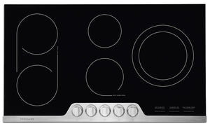 Surface de cuisson électrique Frigidaire Professional de 36 po à 5 éléments - acier inoxydable - FPEC3677RF