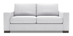 Sofa personnalisable Track de Sofa Lab de 75 po de format condo fabriqué au Canada en tissu d’apparence lin blanc Pax Ice