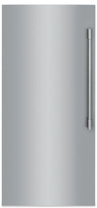  Congélateur vertical Frigidaire Professional de 18,6 pi³ à 1 porte - FPFU19F8WF 