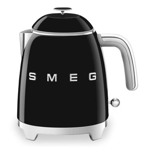 Mini bouilloire électrique Smeg sans fil de 0,8 l - KLF05BLUS